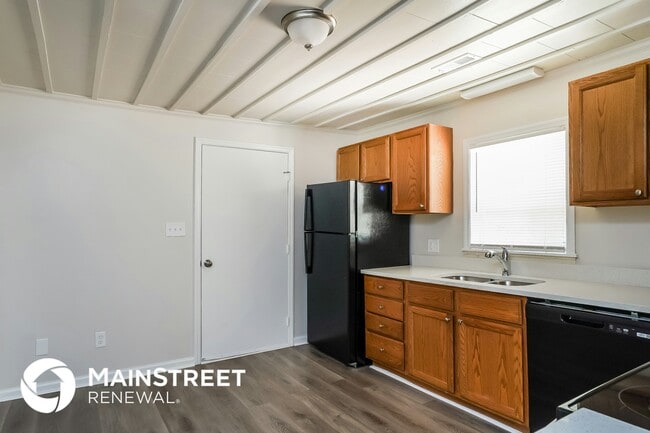 Photo - 1413 Maplewood Dr