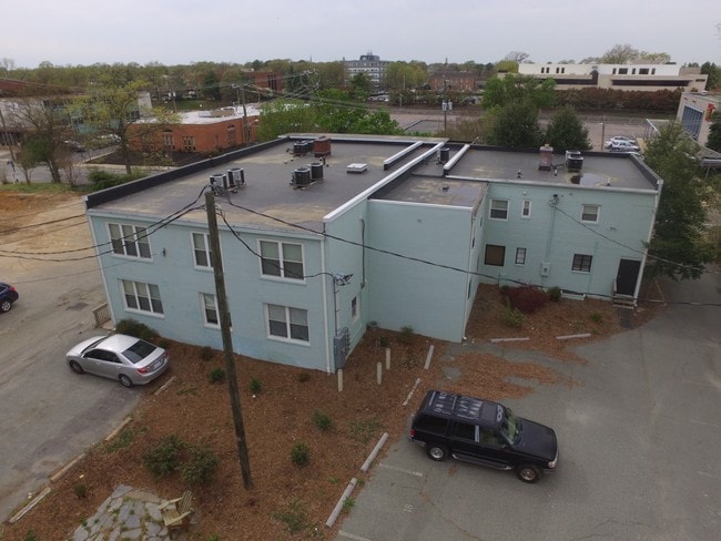 Building Photo - 1111 N Thompson St