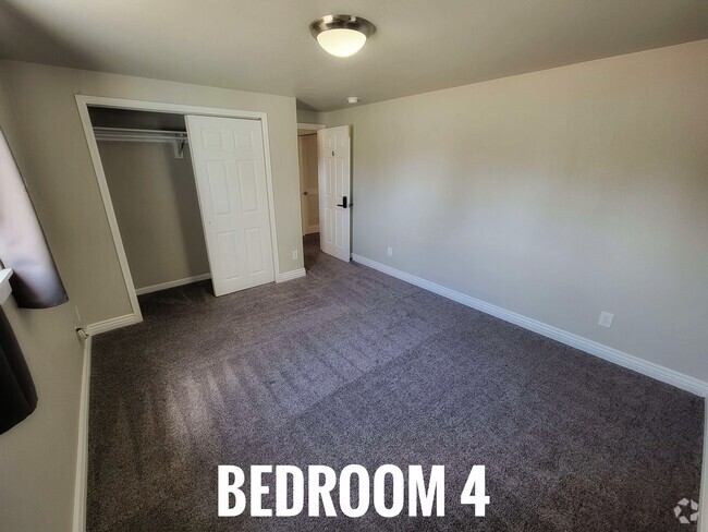 Building Photo - 1630 Shasta Dr Rental