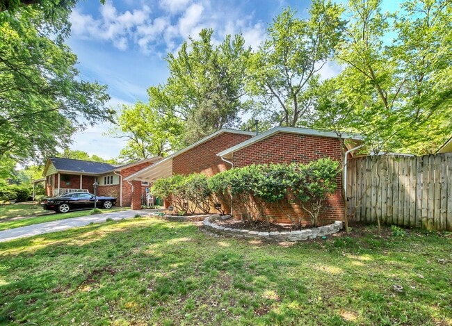 Photo - 4234 Firwood Ln