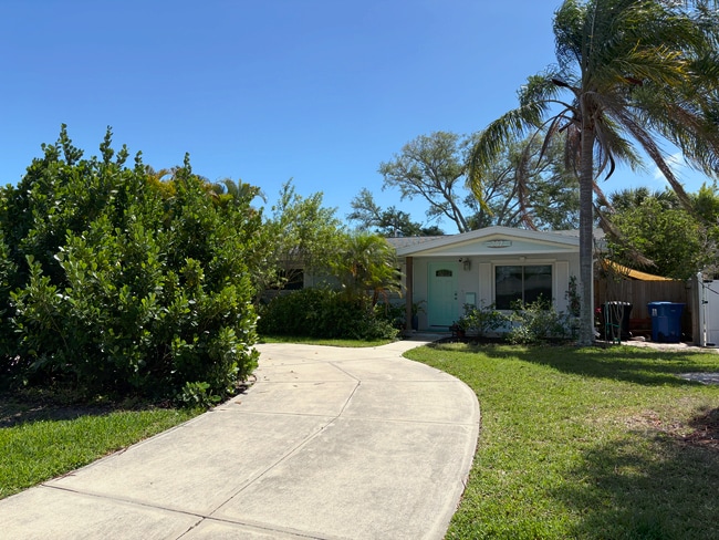 Photo - 262 43rd Ave NE