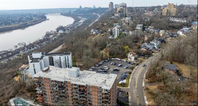 Photo - 1815 William Howard Taft Rd Unit 409