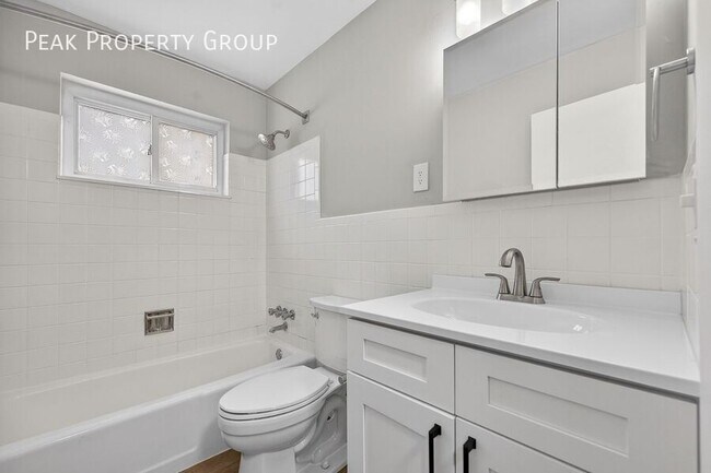 Photo - 6419 Montgomery Rd Unidad A4