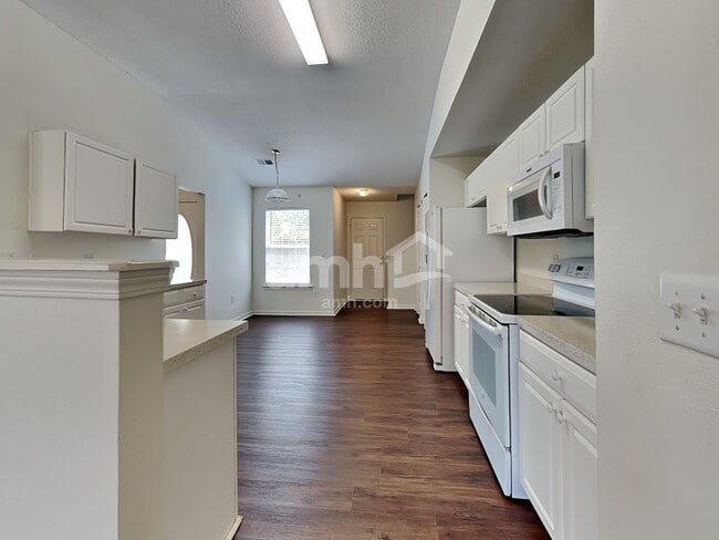 Photo - 200 Revis Creek Ct