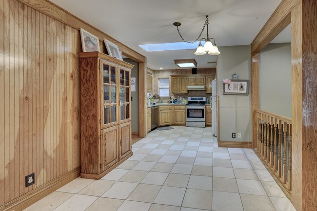 Photo - 2129 Nashville St