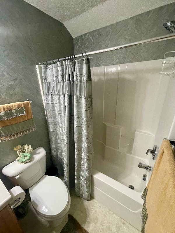 Photo - 214 Foxbury Square