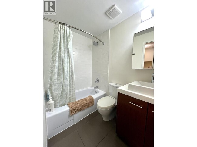 Photo - 1040 Pacific St Unité 3xx