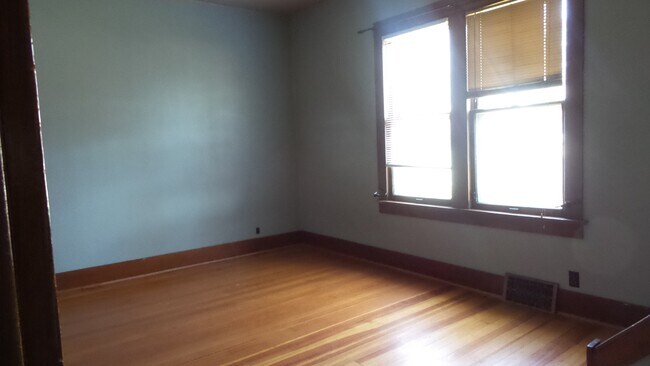 Photo - 620 Medary Ave