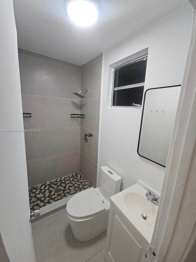 Photo - 784 NW 100th St Unit C