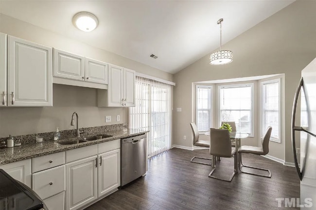 Photo - 1276 Sweetgrass St