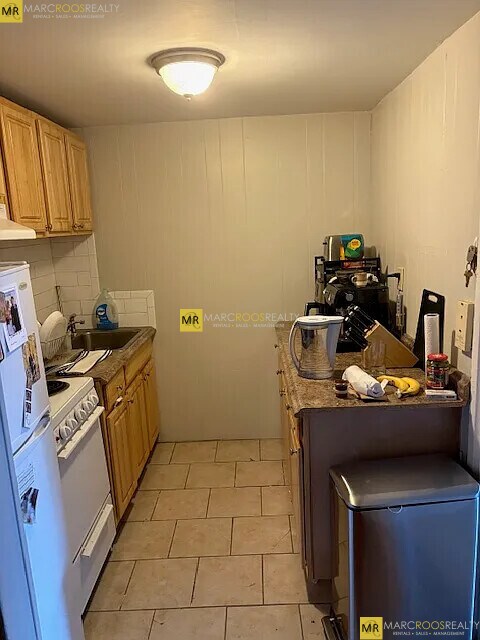 Photo - 163 Beacon St Condo