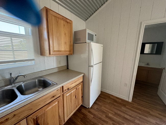 Photo - 930 County Rd 3390