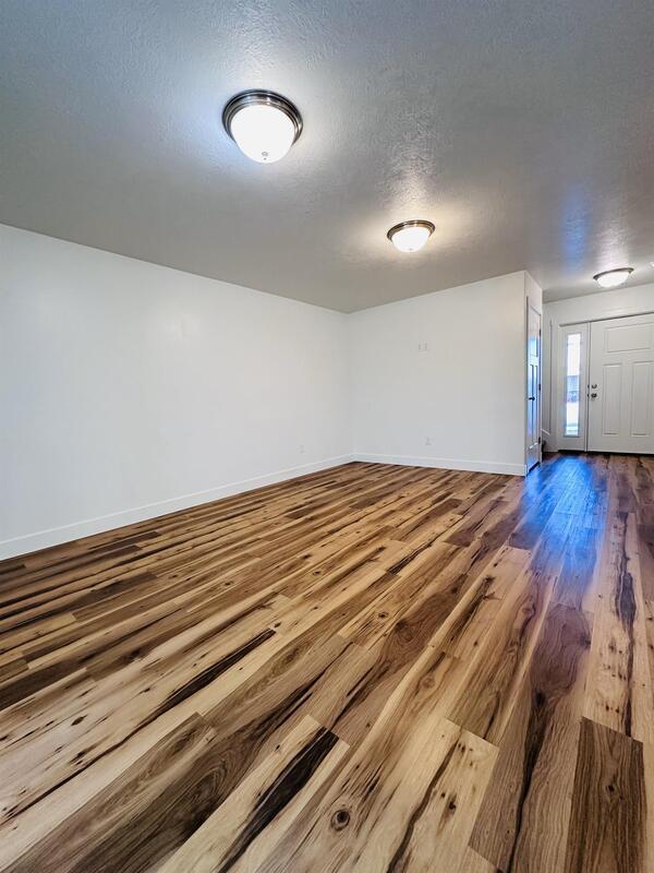 Photo - 16031 N 6000 W