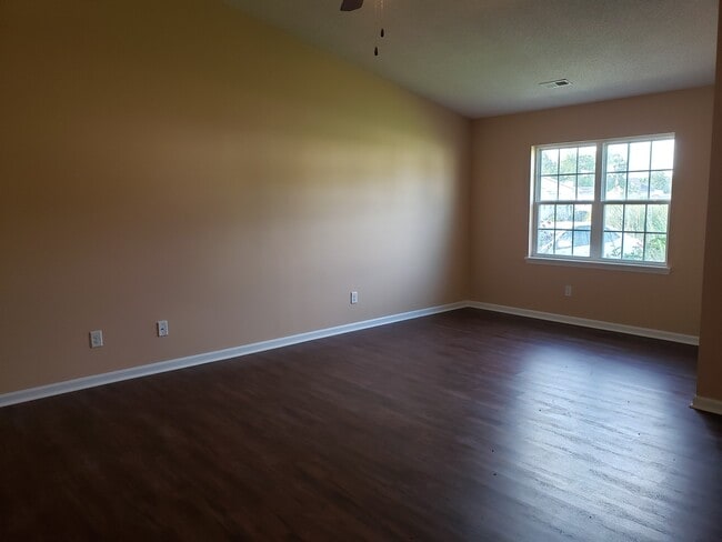 Photo - 3 bedroom/2 bath home Sneads Ferry