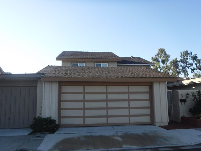 University Park Home! 4 Bedroom 2 Bath Att... - University Park Home! 4 Bedroom 2 Bath Att...