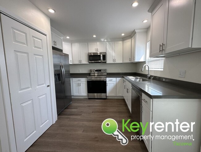 Photo - Astonishing 4Bed/2.5Bath Tacoma Home