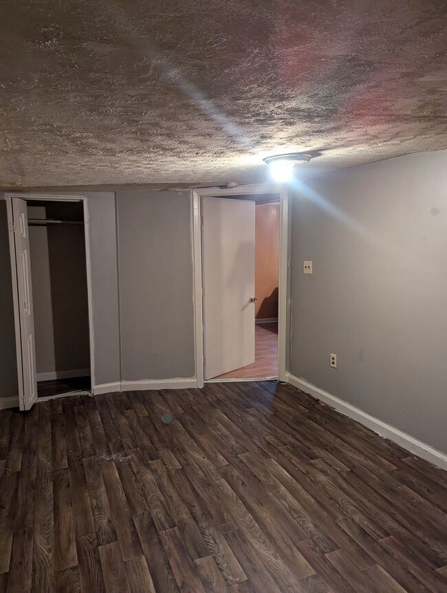 Photo - 2 bed 1 bath apartment