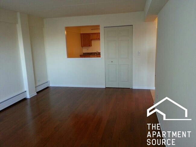 Photo - 6821 N Sheridan Rd Unit 302