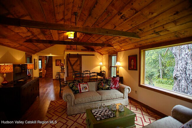 Photo - 208 Cunningham Hill Rd