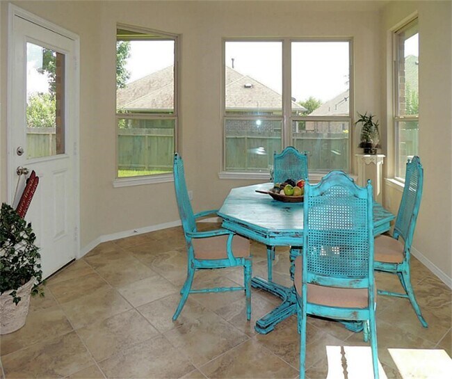 Photo - 115 Meadow Valley Dr