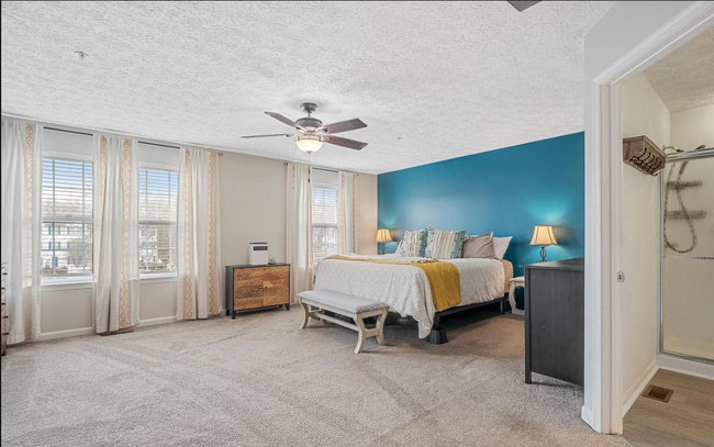 Building Photo - 10 Ironstone Ct Unit D