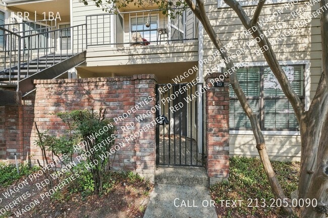 Photo - 11610 Vance Jackson Rd