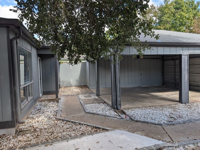 Photo - 10607 Staghill Dr