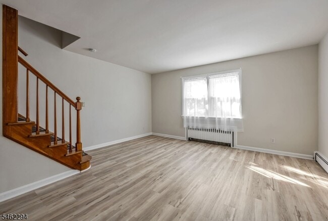 122 Westview Ave