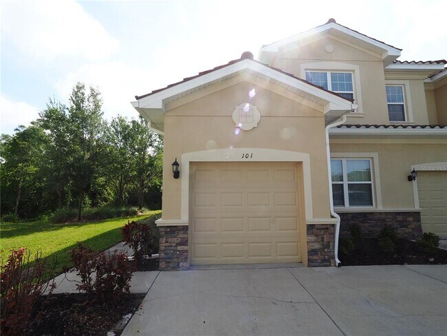 Building Photo - 8140 Enclave Way Unit 101