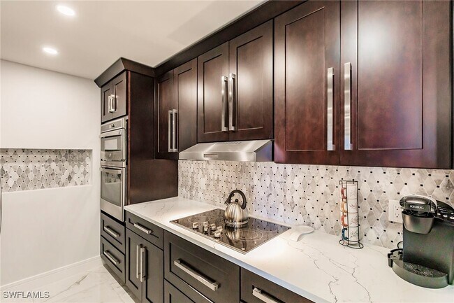 Photo - 4001 Gulf Shore Blvd N Unit 1104