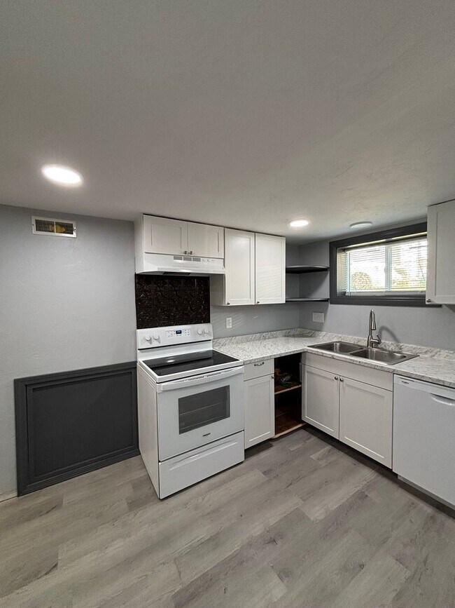 Photo - 1543 S 4th Ave Apartment Unit 1543 S 4th, B