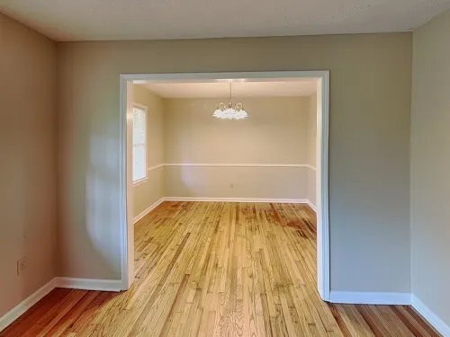 Photo - 5676 Crestwood Dr SW