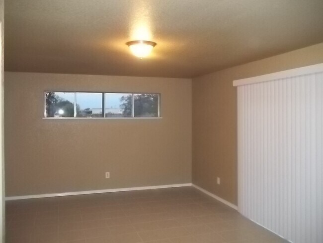 4251 Wild Oak Dr