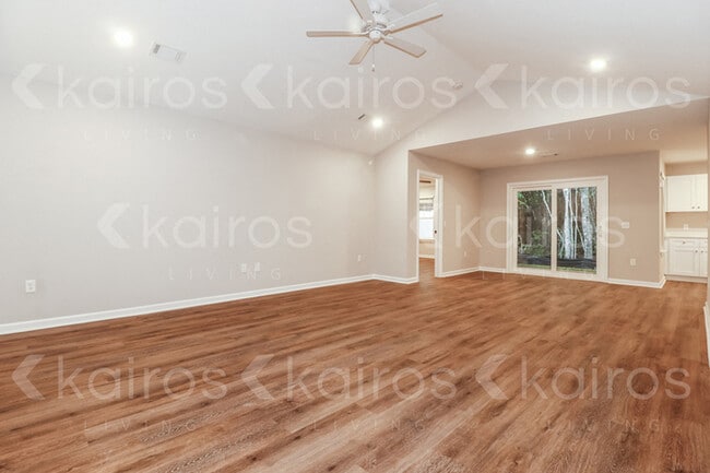 Photo - 103 Cottage Grove Rd