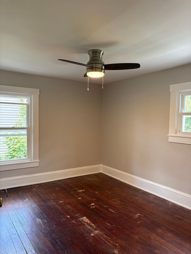 Photo - 332 W High St