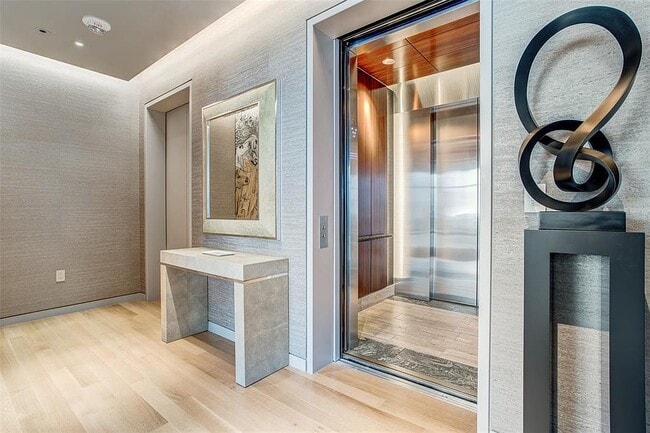 Photo - 1918 Olive St Unit 123.91