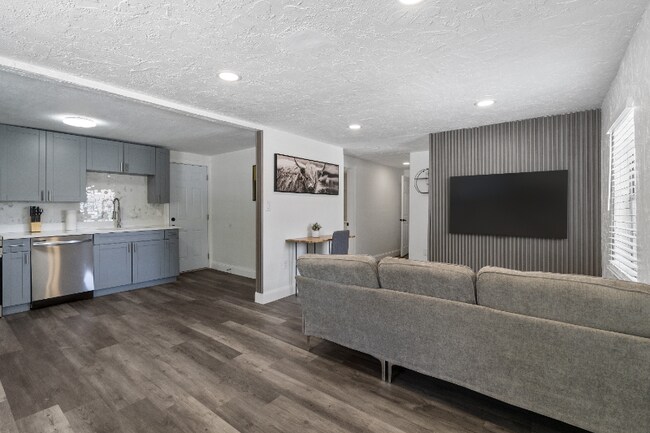 Photo - 4102 N Hubert Ave