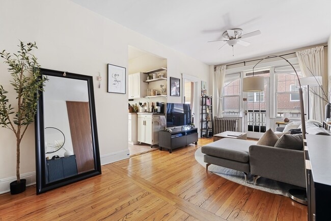 Photo - 242 S Huntington Ave Unit 3