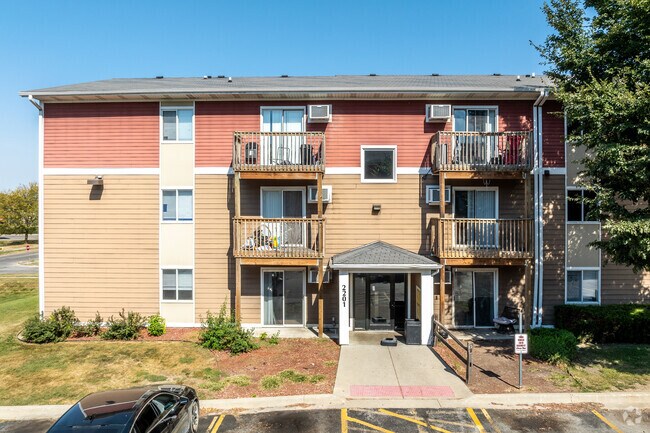 Prairie Winds Apartments