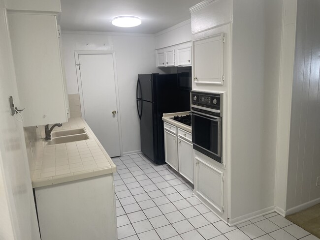 Photo - 1219 Neal Pickett Dr