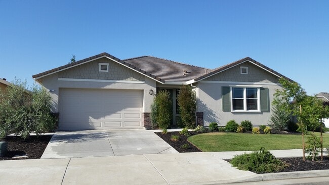 Building Photo - 4837 Langley Way