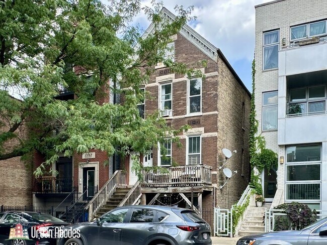 Building Photo - 2341 N Leavitt St Unit CH Rental