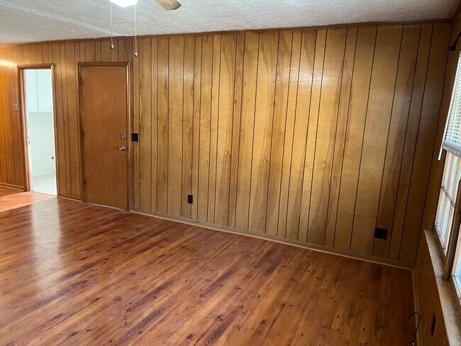 Photo - 2318 Tinnell Ct