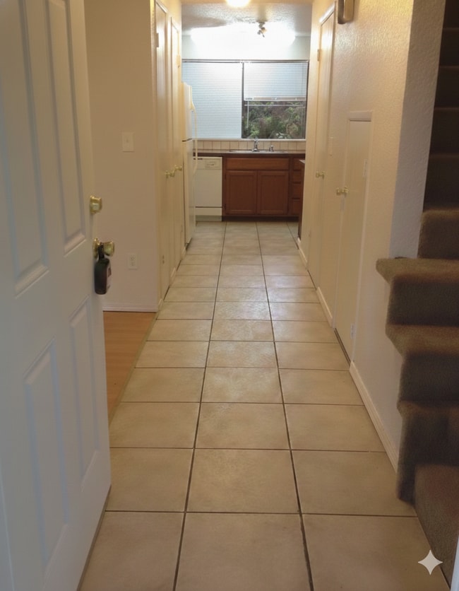 Photo - 2431 Poplar St SE Unit 2431