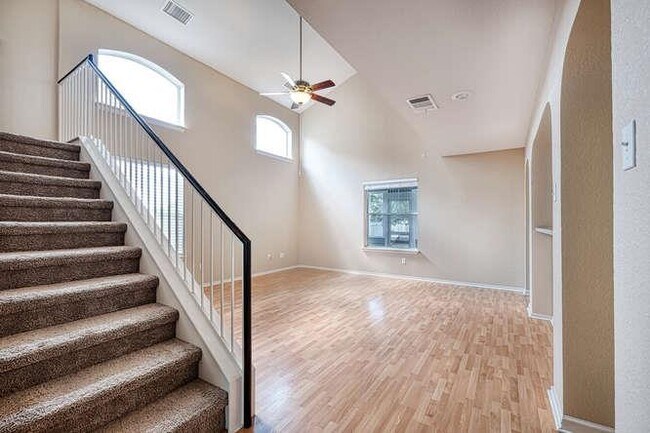Photo - 205 Polk