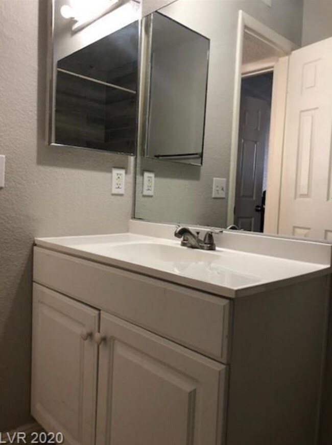 Photo - 5309 W Cheyenne Ave Unit Cheyenne Ave #3 - 5309