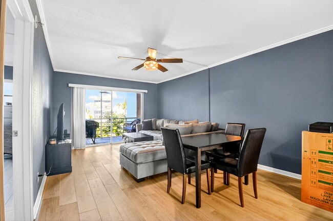 Photo - 1630 Embassy Dr Unit 207