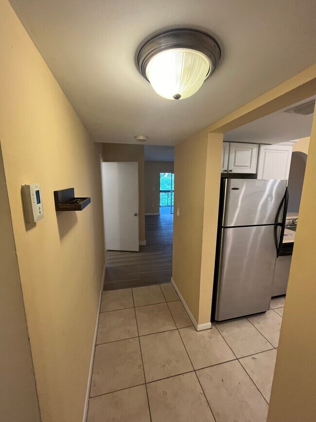 Photo - 711 N Pine Island Rd Unidad 417