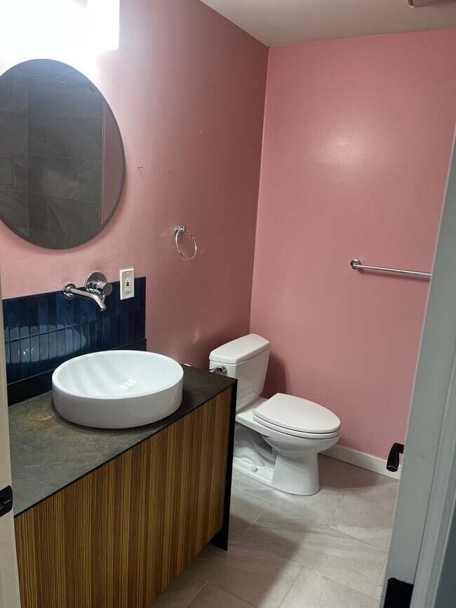 Photo - 5056 Renton Ave S