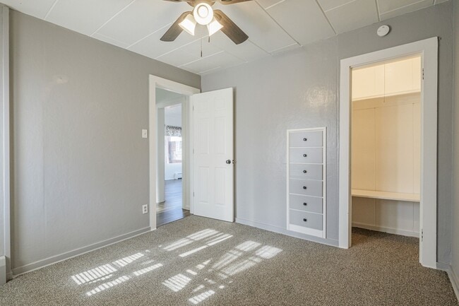 Photo - 1948 N 9th St